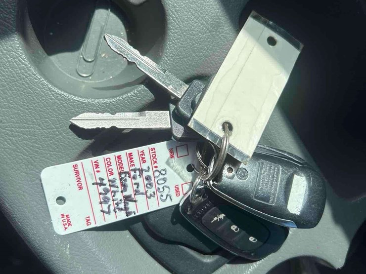 2003-ford-e250-image-31