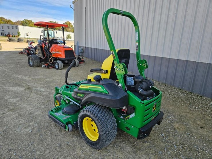2022-john-deere-z930m-image-3