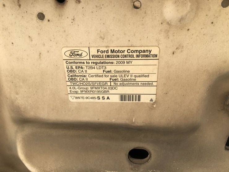 2009-ford-explorer-sport-trac-image-12