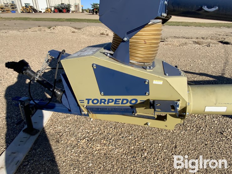 harvest-international-h1084xt-torpedo-auger-w/swing-hopper-image-11