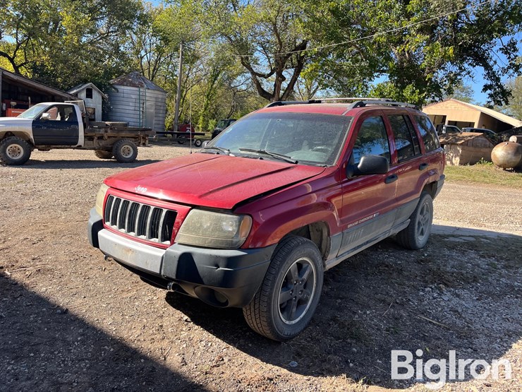 2003-jeep-grand-cherokee-laredo-image-1