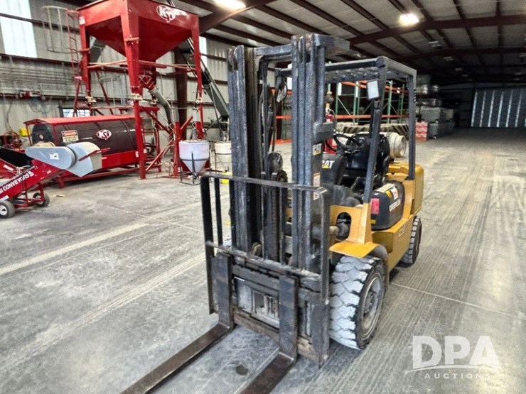 caterpillar-gp30k-image-2