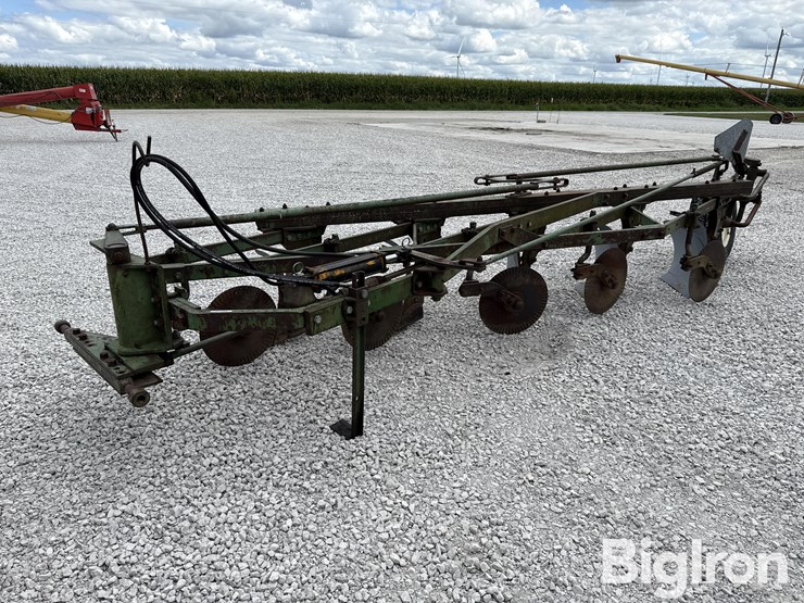 john-deere-5-image-1