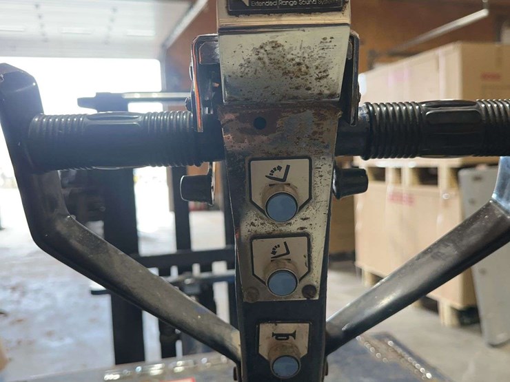 blue-giant-lt90w30-electric-walk-behind-pallet-jack-with-charger-image-9