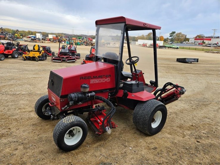 #3133-•-toro-reel-master-5200-fairway-mower-image-5