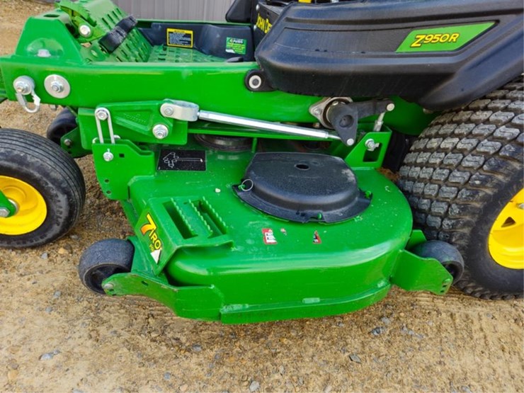2022-john-deere-z950r-image-11