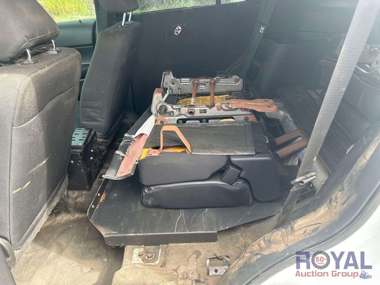 2018-ford-explorer-image-21