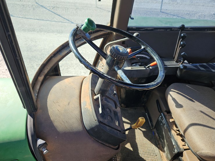 1984-john-deere-4450-image-19