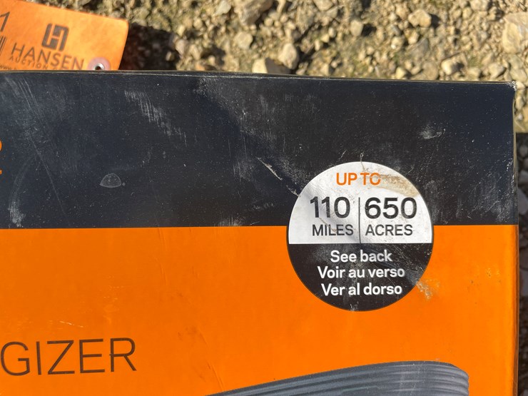 #5951-•-gallagher-m1100-electric-fencer-image-4