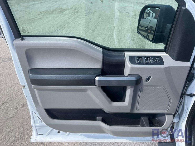 2019-ford-f150-image-10