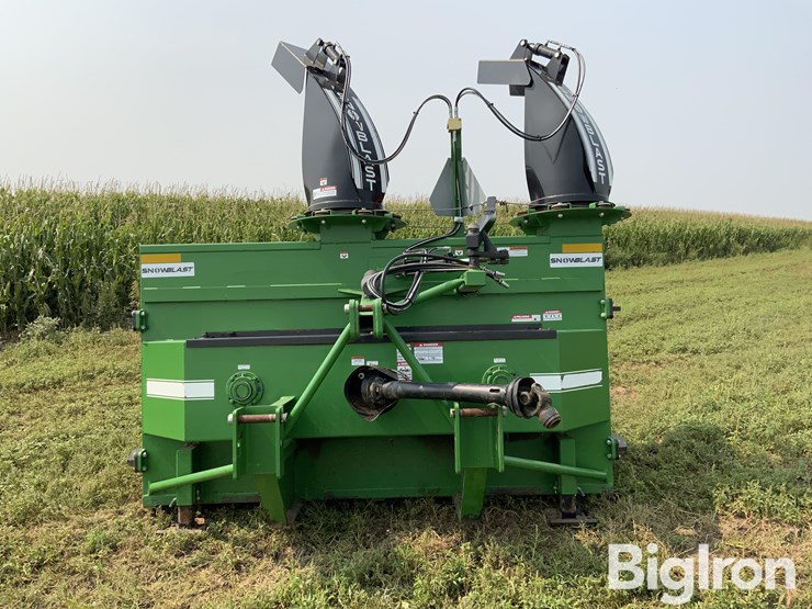 snowblast-9600a-3-pt-snow-blower-image-2