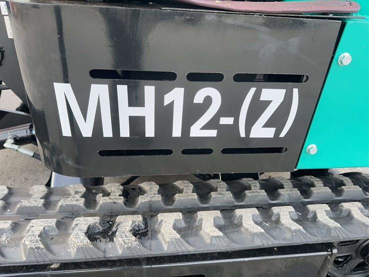 2025-agt-mh12z-mini-excavator-image-12