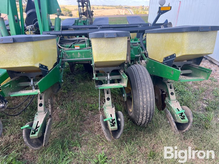 john-deere-1760-image-14