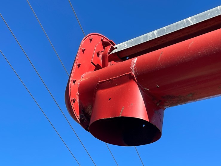 buhler-farm-king-831-image-12