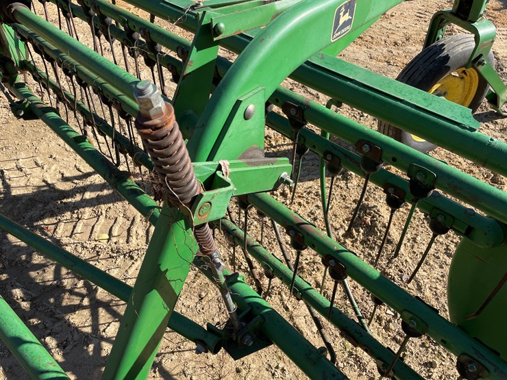 john-deere-662-image-19