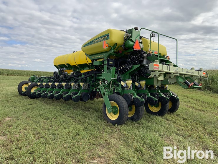 john-deere-1770nt-image-7