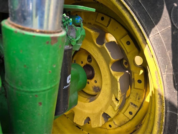 john-deere-7610-image-7