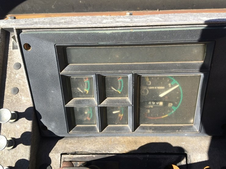 1982-case-580d-image-6