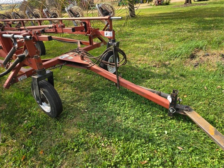 hesston-3982-image-10