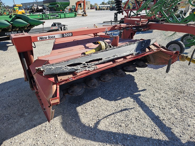 2005-new-idea-5209-image-3