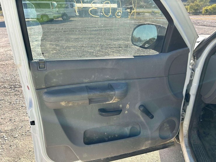 2006-chevrolet-silverado-1500-image-11