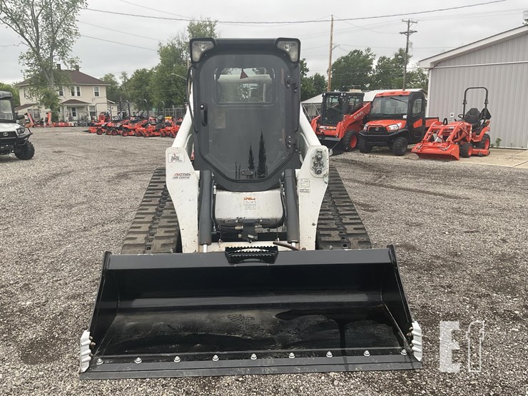 2021-bobcat-t870-image-8