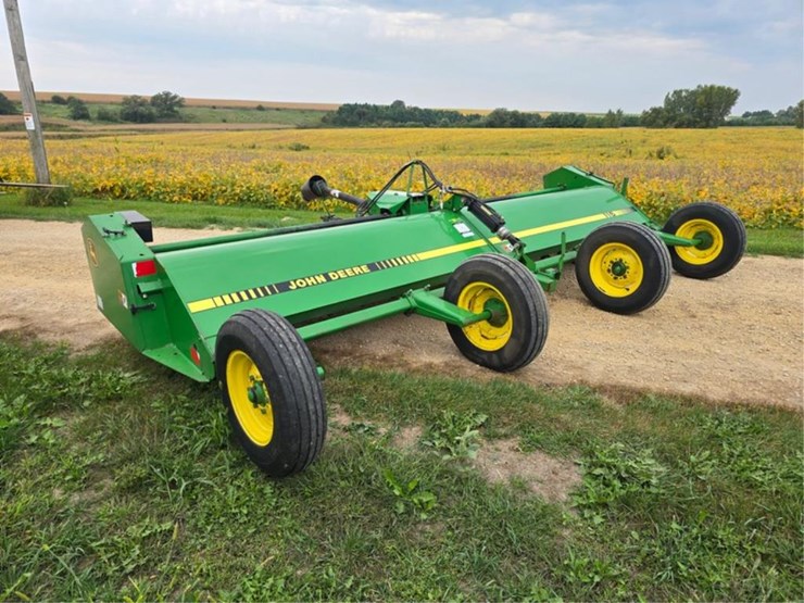 john-deere-115-image-3