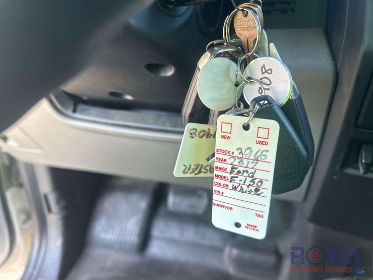 2019-ford-f150-image-32