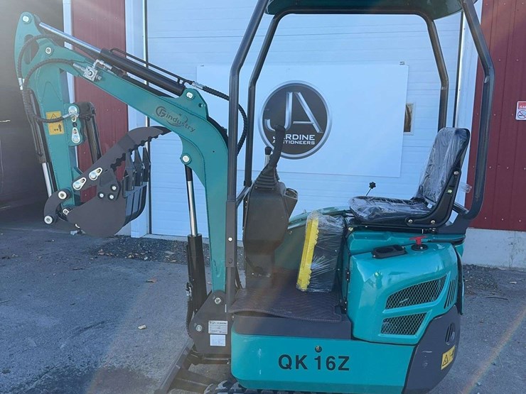 2025-cfg-qk16z-mini-excavator-image-8