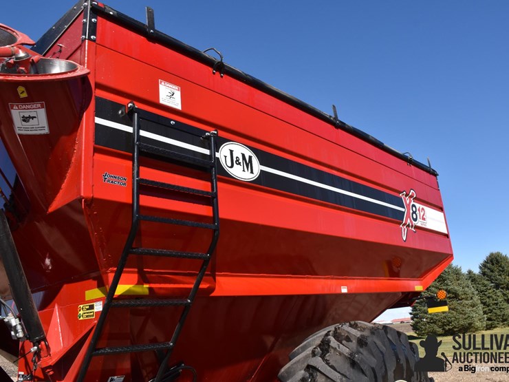 2024-j&m-x-tended-series-812-grain-cart-image-16