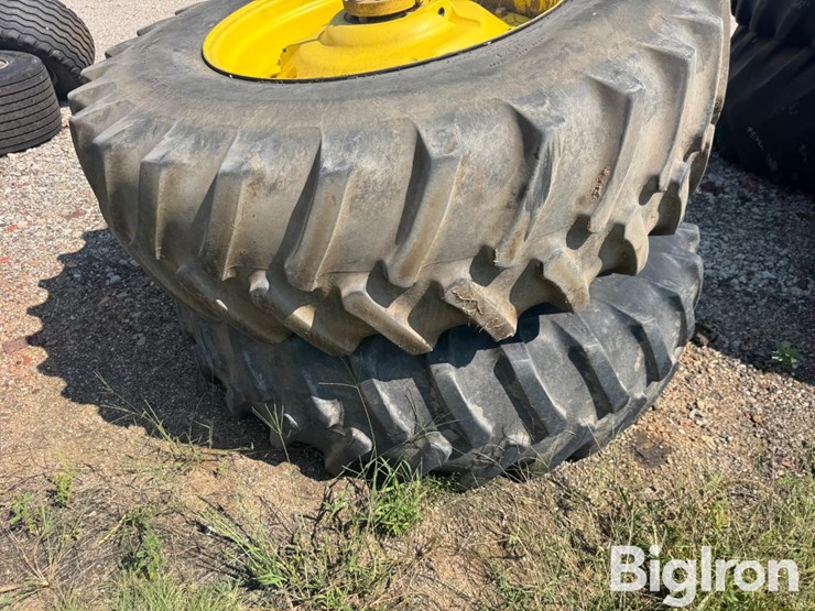 deere-tires-image-10