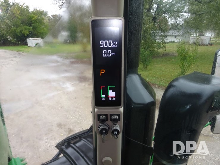 2018-john-deere-f4365-image-90