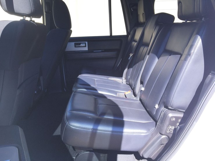 2017-ford-expedition-image-9