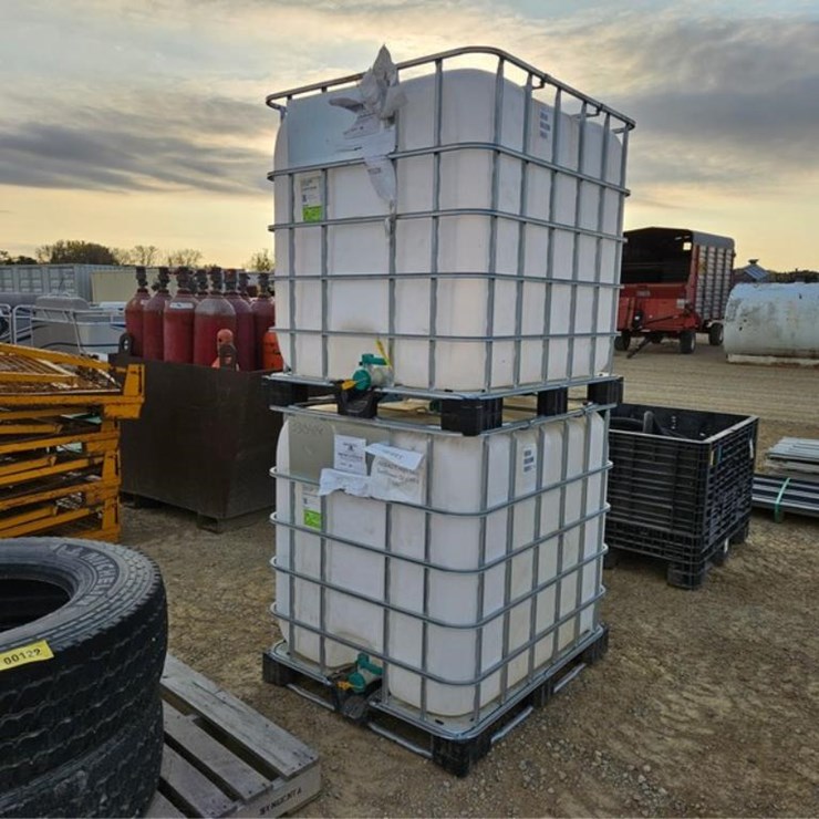 #3152 • (2) Food Grade Plastic Tanks