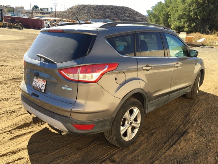 2014-ford-escape-se-image-3