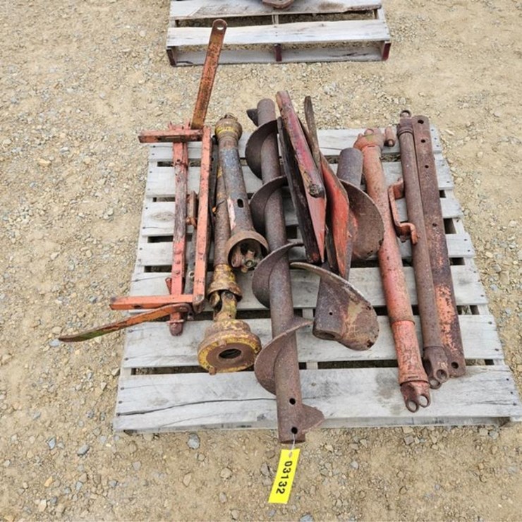 #3132 • Pallet Assorted Items