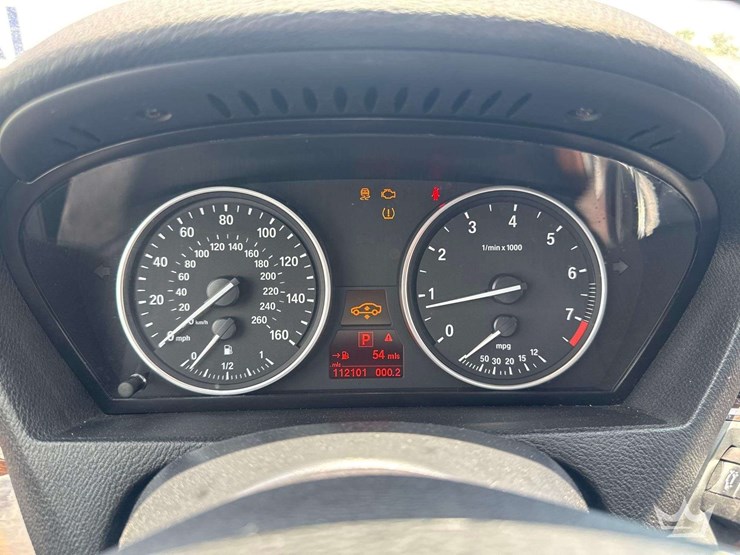 2013-bmw-x5-image-14