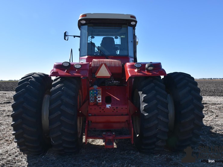 2010-versatile-375-image-6