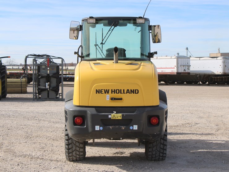 2021-new-holland-w80c-image-8
