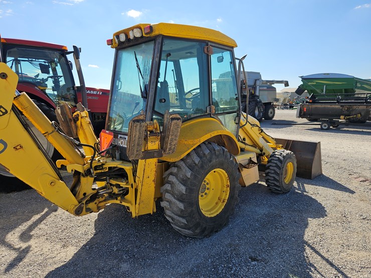 2004-new-holland-lb75b-image-21
