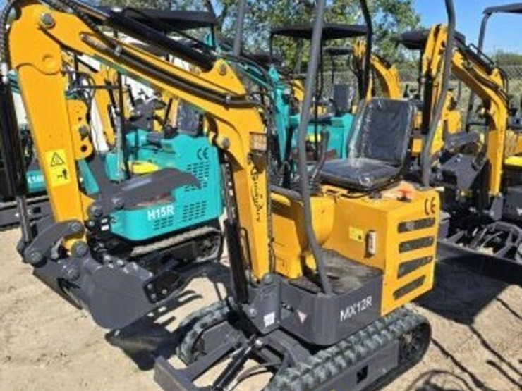 cfg-mini-excavator-mx12r-image-1