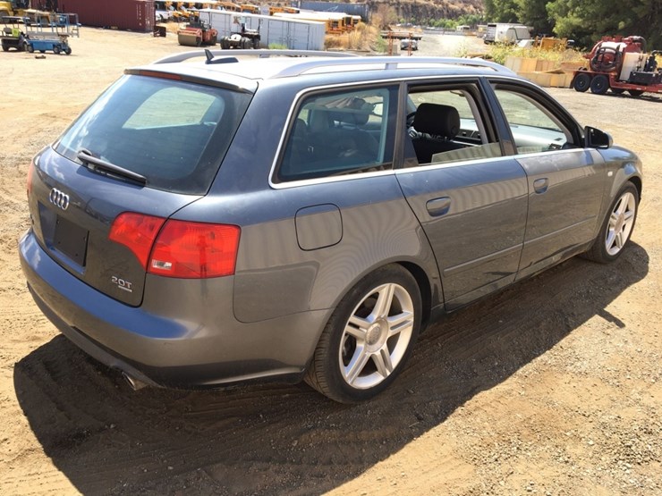 2005-audi-a4-quattro-sedan,-image-3
