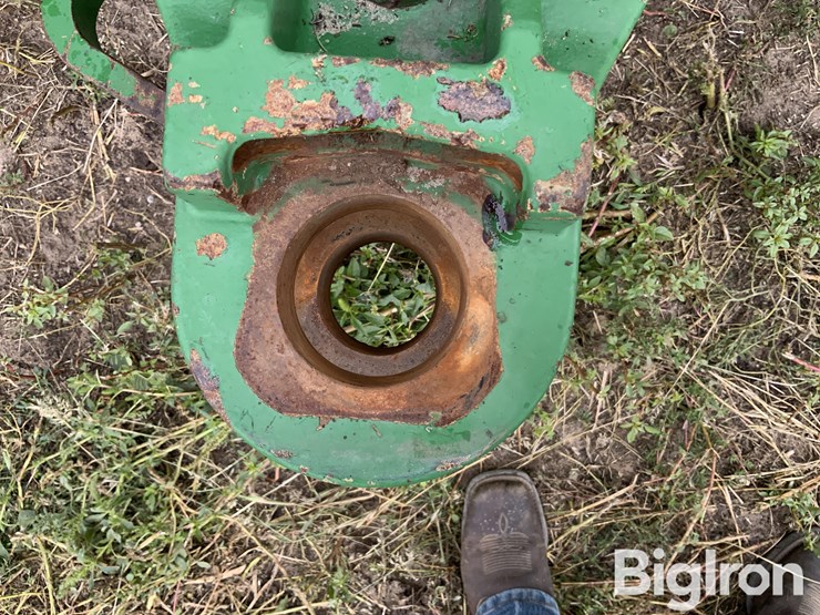 2015-john-deere-9570r-image-9