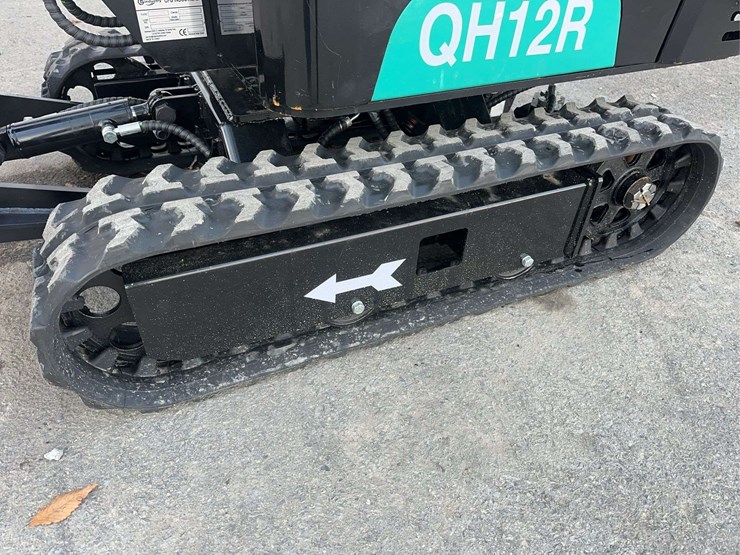 2025-cfg-qh12r-mini-excavator-image-11