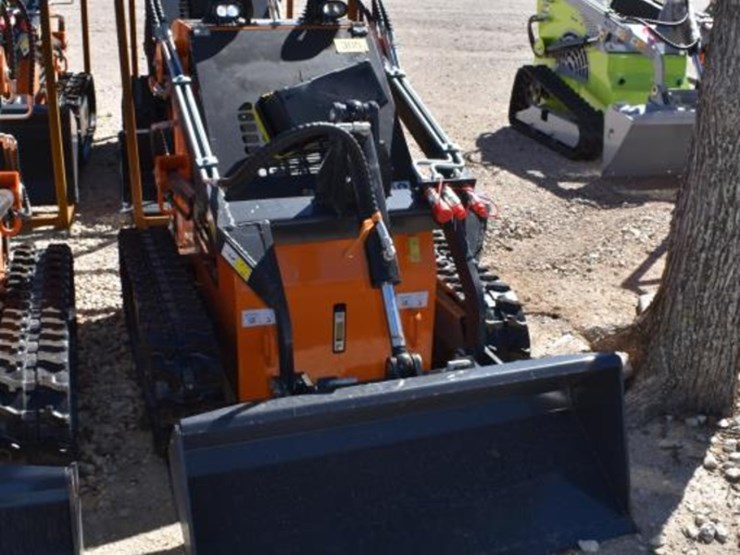 landhero-ldh-t460-mini-skid-steer-(serial-#-2507170126xx)-(k)-image-2