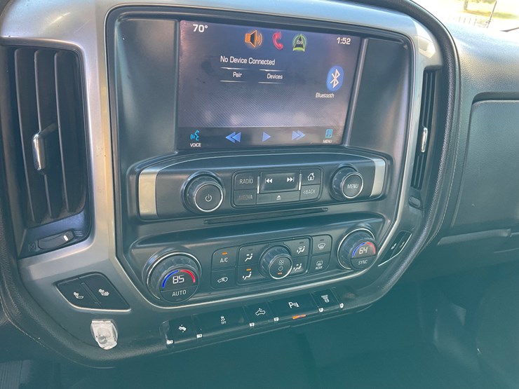 2015-chevrolet-silverado-image-20