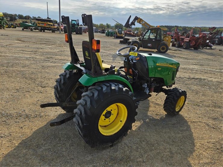 john-deere-2520-image-5