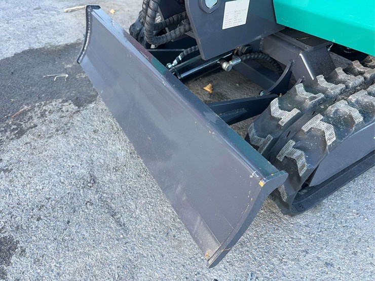 2025-cfg-qk16r-mini-excavator-image-10