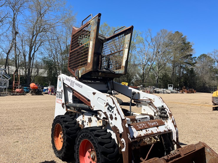 bobcat-s160-image-3