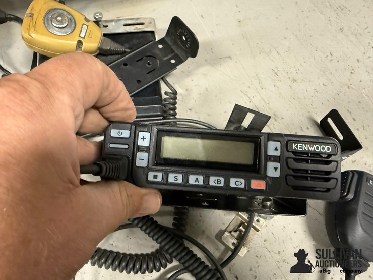 2-way-radios-image-9